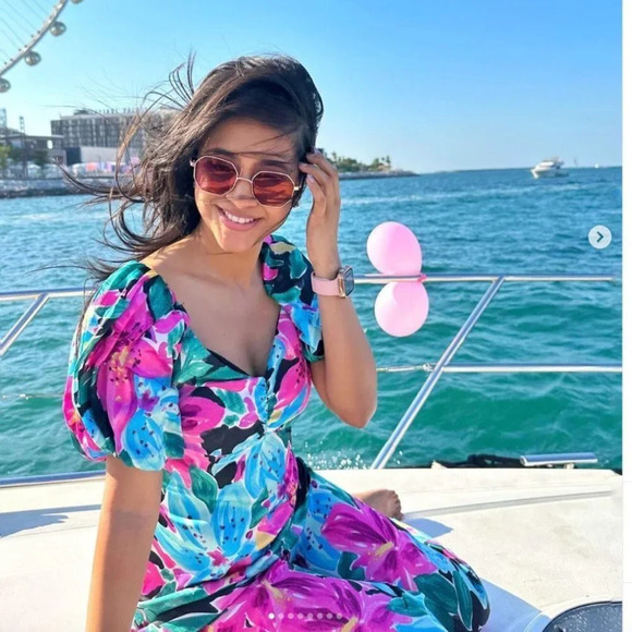 Zara Floral Print Satin Like Jumpsuit Puff Sleeve Size Medium Blogger Fave - Picture 2 of 14